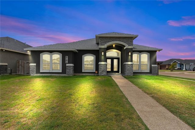 8101 Grand Canyon St, Corpus Christi, TX 78414