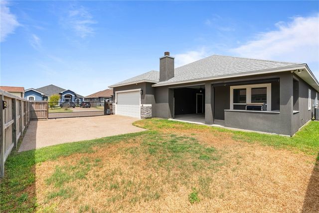 8101 Grand Canyon St, Corpus Christi, TX 78414