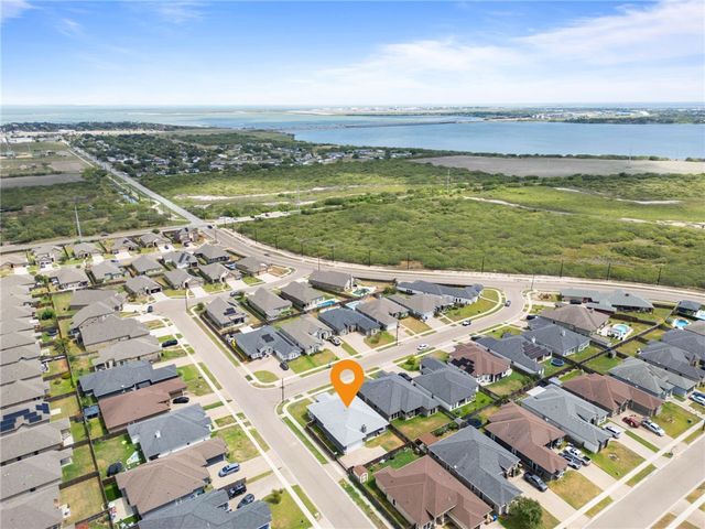 8101 Grand Canyon St, Corpus Christi, TX 78414