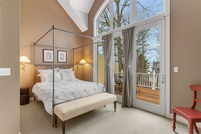 10501 Pinecone Trail 43, South Haven, MI 49090