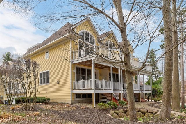 10501 Pinecone Trail 43, South Haven, MI 49090