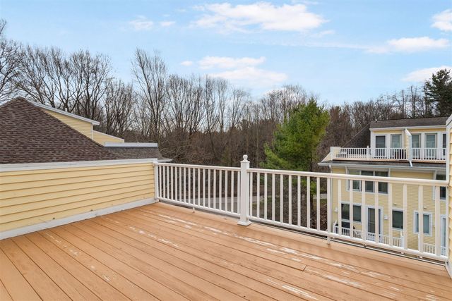 10501 Pinecone Trail 43, South Haven, MI 49090