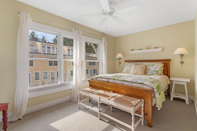 10501 Pinecone Trail 43, South Haven, MI 49090