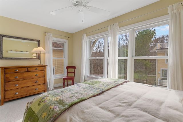 10501 Pinecone Trail 43, South Haven, MI 49090