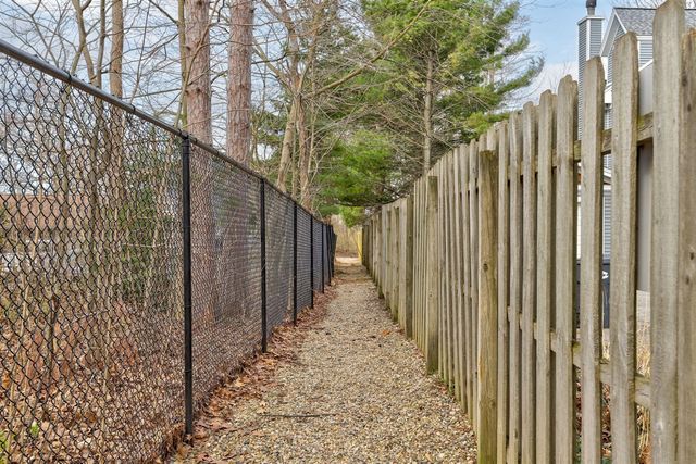 10501 Pinecone Trail 43, South Haven, MI 49090