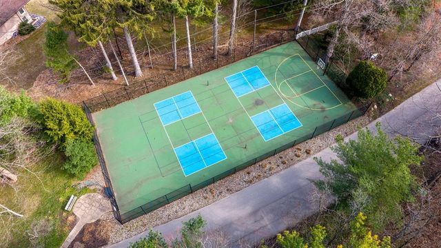 10501 Pinecone Trail 43, South Haven, MI 49090