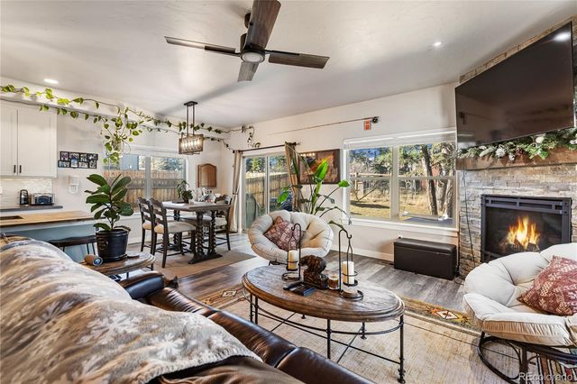 118 E Chester Avenue, Woodland Park, CO 80863