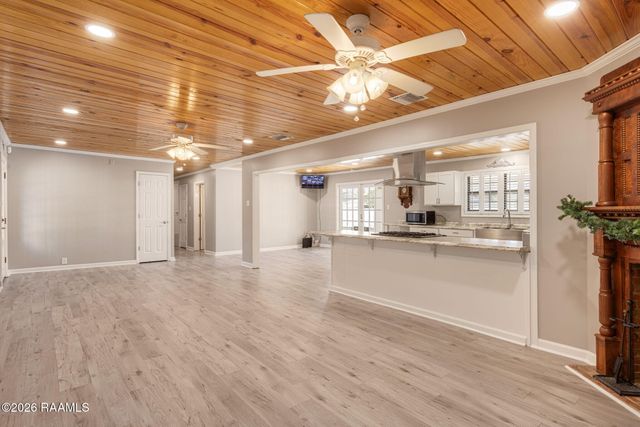 302 East Santa Clara Street, New Iberia, LA 70563