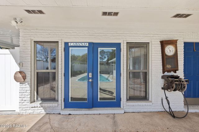 302 East Santa Clara Street, New Iberia, LA 70563