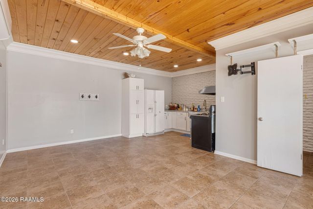 302 East Santa Clara Street, New Iberia, LA 70563