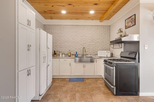 302 East Santa Clara Street, New Iberia, LA 70563