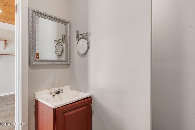 302 East Santa Clara Street, New Iberia, LA 70563