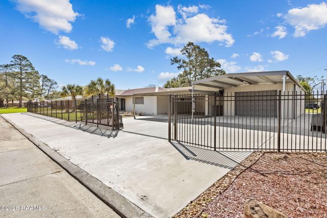 302 East Santa Clara Street, New Iberia, LA 70563