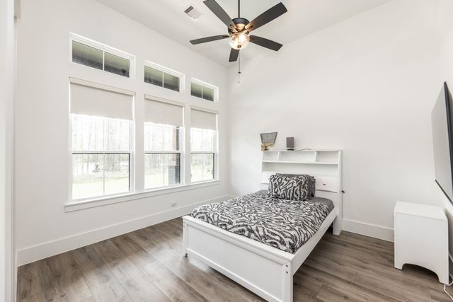 10433 Wagon Pass Trail, Willis, TX 77378
