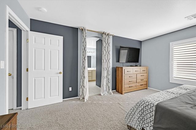 6871 Gold Nugget Drive, Las Vegas, NV 89122