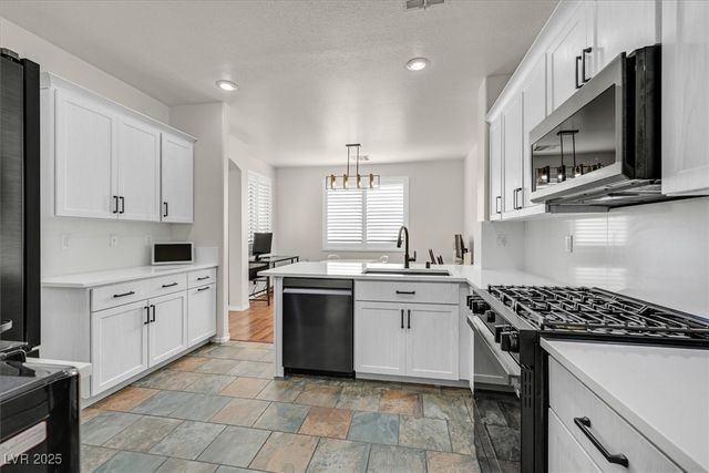 6871 Gold Nugget Drive, Las Vegas, NV 89122