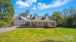4820 29th Street Drive NE, Hickory, NC 28601