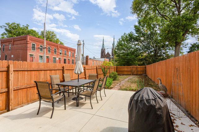 662 S 22nd Street, Columbus, OH 43205