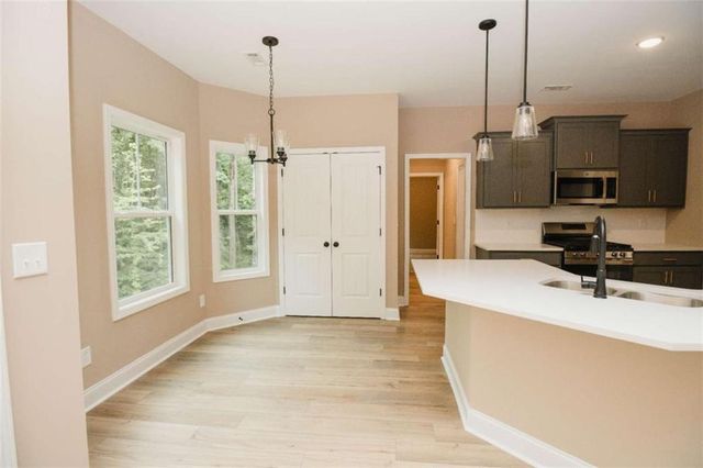 5970 Crowley Drive, Douglasville, GA 30135