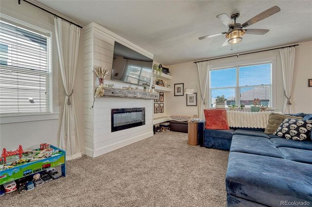 6044 Point Rider Circle, Castle Rock, CO 80104