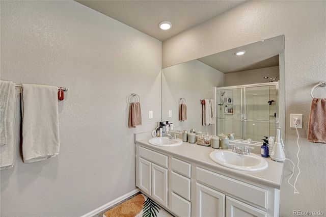 6044 Point Rider Circle, Castle Rock, CO 80104