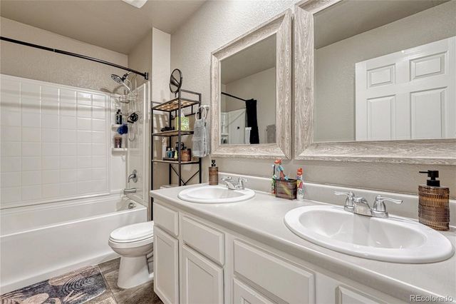 6044 Point Rider Circle, Castle Rock, CO 80104