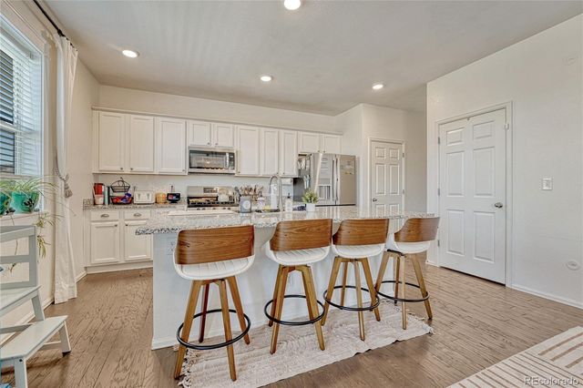 6044 Point Rider Circle, Castle Rock, CO 80104