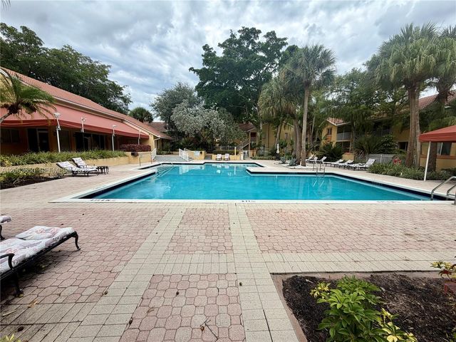 1012 Coral Club Drive 1012, Coral Springs, FL 33071