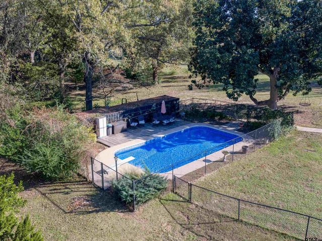 8212 Cambridge Rd, Tyler, TX 75703