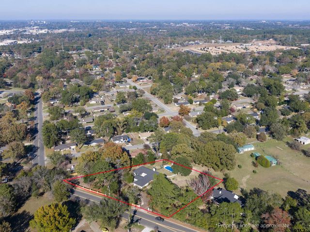 8212 Cambridge Rd, Tyler, TX 75703
