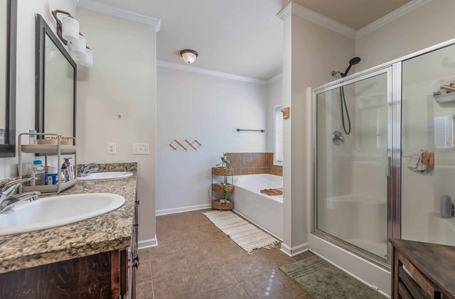 2502 Hickoryridge Drive, Phenix City, AL 36870