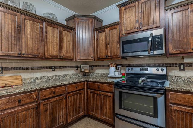 2502 Hickoryridge Drive, Phenix City, AL 36870