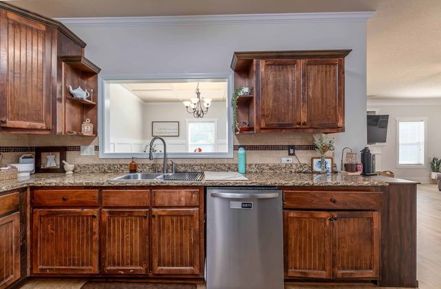 2502 Hickoryridge Drive, Phenix City, AL 36870