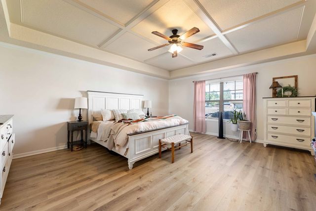 2502 Hickoryridge Drive, Phenix City, AL 36870