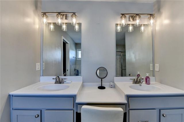 1700 Primrose Park Road, Sugar Hill, GA 30518