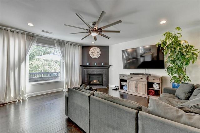1700 Primrose Park Road, Sugar Hill, GA 30518