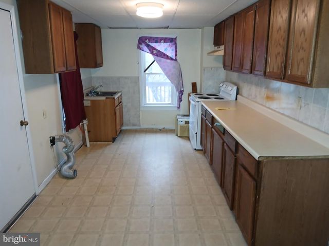 306 S 2ND ST, Pottsville, PA 17901