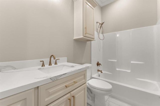 2625 Laura Lane, Lake Charles, LA 70605