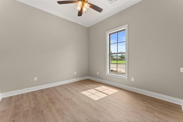 2625 Laura Lane, Lake Charles, LA 70605