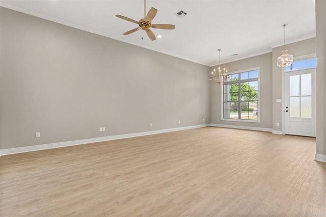 2625 Laura Lane, Lake Charles, LA 70605