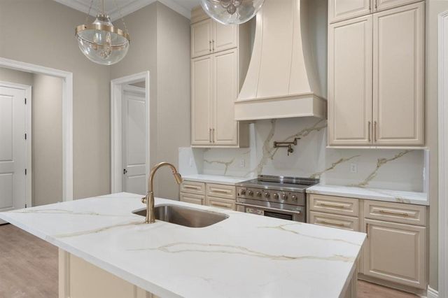 2625 Laura Lane, Lake Charles, LA 70605