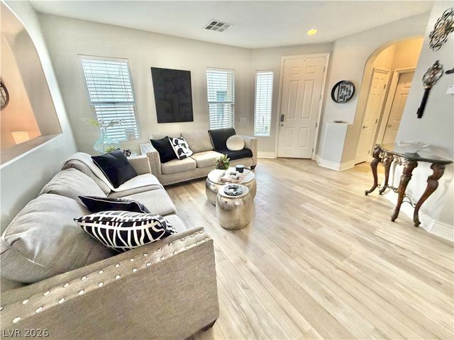 399 CENTER GREEN Drive, Las Vegas, NV 89148