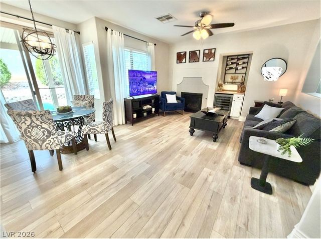 399 CENTER GREEN Drive, Las Vegas, NV 89148