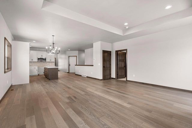 495 PAPERMILL CIRCLE, Kimberly, WI 54136