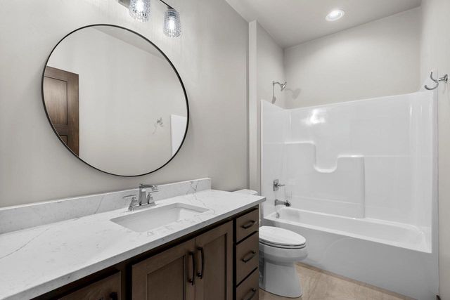 495 PAPERMILL CIRCLE, Kimberly, WI 54136