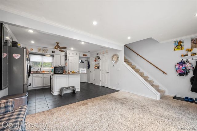 8261 Bristol Street, Westland, MI 48185