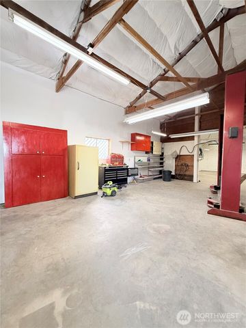 63 Shumway, Omak, WA 98841