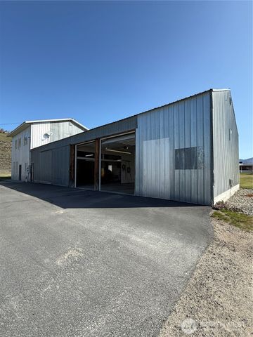 63 Shumway, Omak, WA 98841