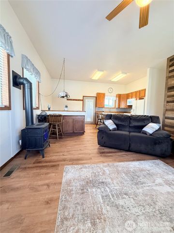 63 Shumway, Omak, WA 98841