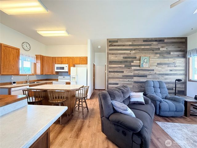 63 Shumway, Omak, WA 98841